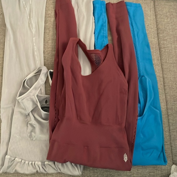 Free People Movement Bundle - Picture 1 of 5